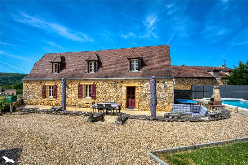 Vente Maison ST LEON SUR VEZERE 24290 8 pièces - 196 m²