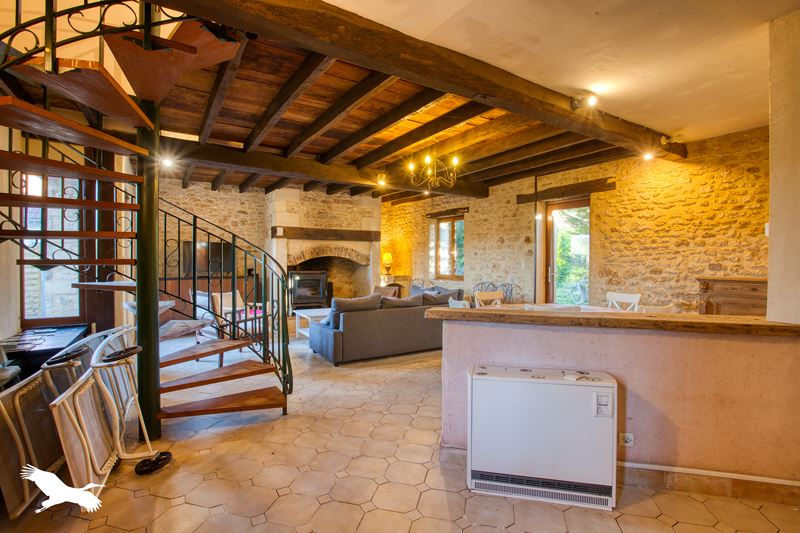Vente Maison ST LEON SUR VEZERE 24290 7 pièces - 180 m²
