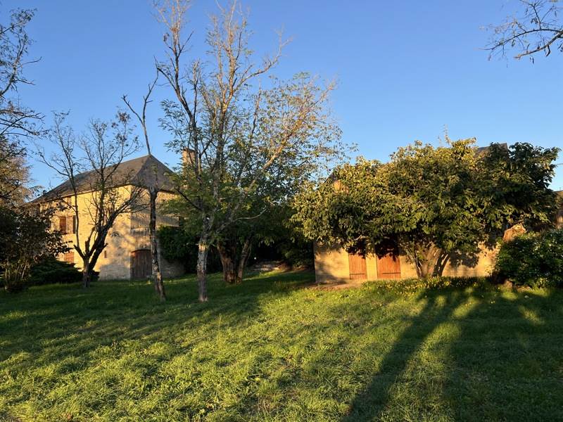Vente Maison LES FARGES - 8 pièces -185 m² - (24290)