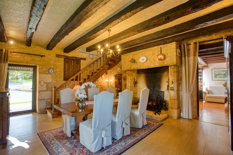 Vente Maison LES EYZIES - 9 pièces -160 m² - (24620)
