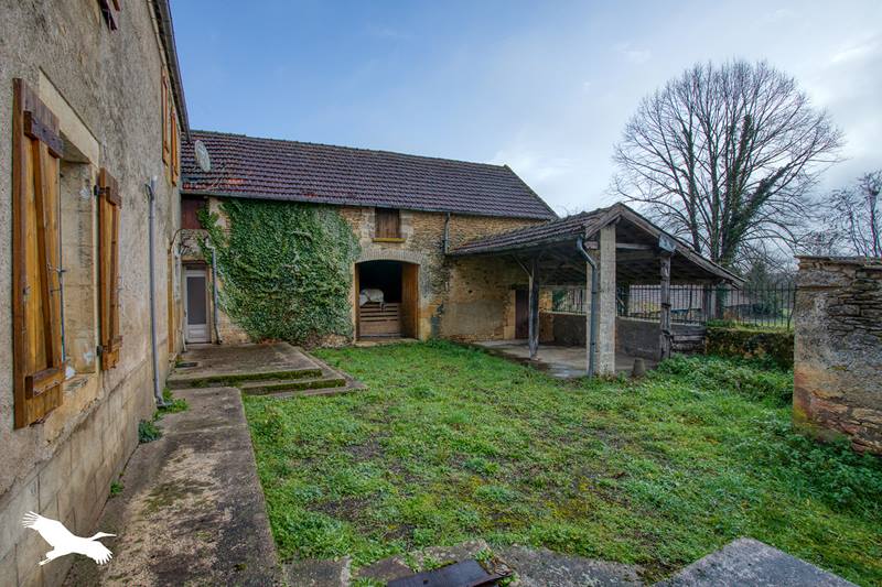 Vente Maison LA CHAPELLE AUBAREIL - 5 pièces -131 m² - (24290)