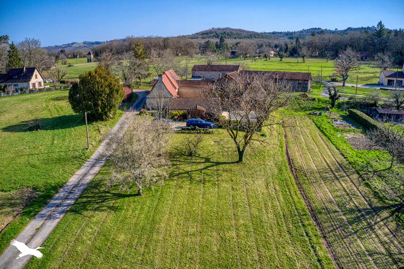 Vente Maison ST LEON SUR VEZERE - 5 pièces -120 m² - (24290)