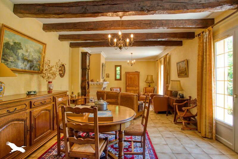 Vente Maison MONTIGNAC LASCAUX - 6 pièces -141 m² - (24290)