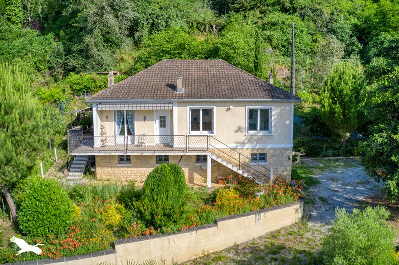 Vente Maison MONTIGNAC LASCAUX - 5 pièces -82 m² - (24290)