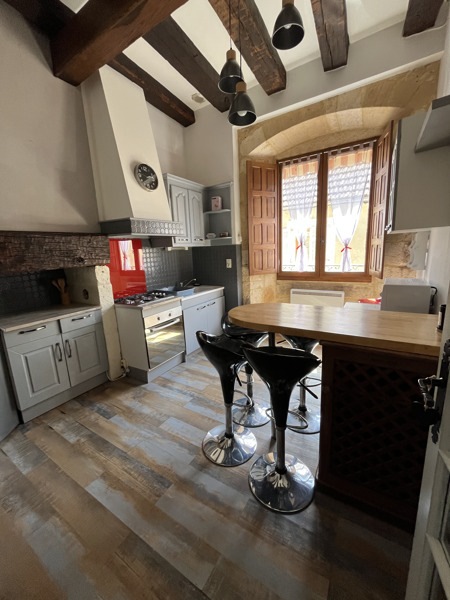 Vente Appartement MONTIGNAC LASCAUX - 5 pièces -125 m² - (24290)