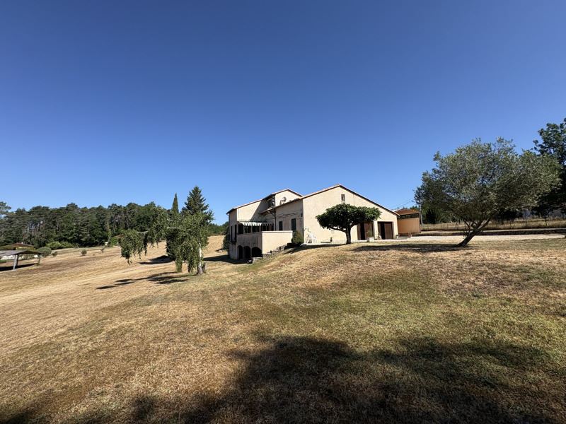 Vente Maison AURIAC DU PERIGORD - 6 pièces -147 m² - (24290)