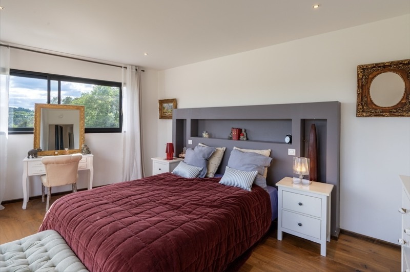 Vente Maison AURIAC DU PERIGORD - 8 pièces -242 m² - (24290)