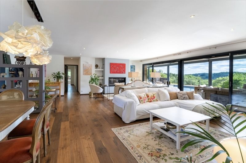 Vente Maison AURIAC DU PERIGORD - 8 pièces -242 m² - (24290)