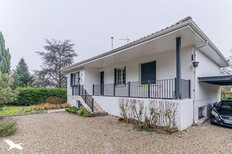 Vente Maison LE TAILLAN MEDOC - 6 pièces -155 m² - (33320)