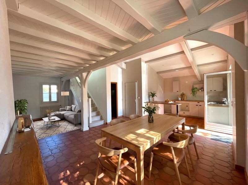 Vente Maison LE TAILLAN MEDOC - 5 pièces -109 m² - (33320)