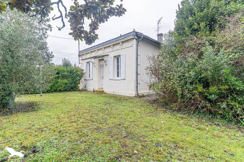 Vente Maison LE TAILLAN MEDOC - 5 pièces -109 m² - (33320)