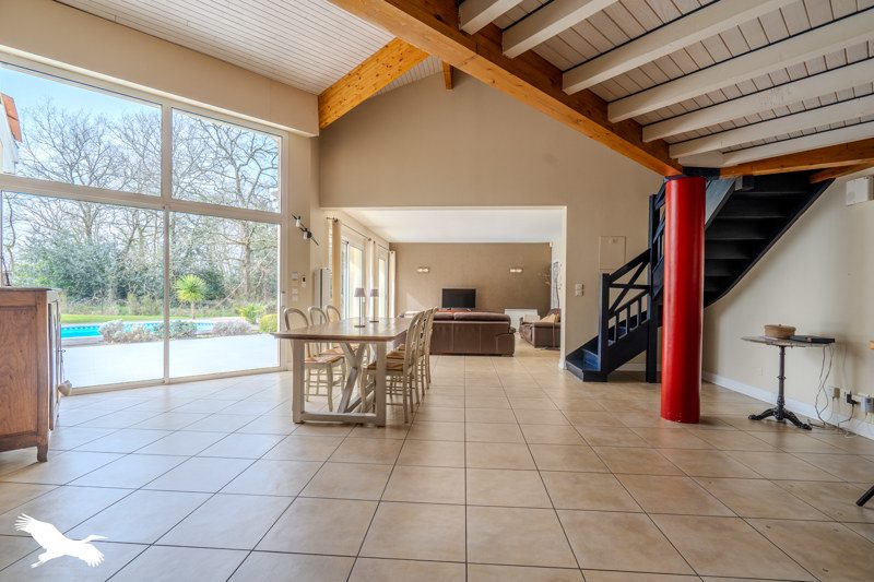 Vente Maison ARSAC - 6 pièces -186 m² - (33460)