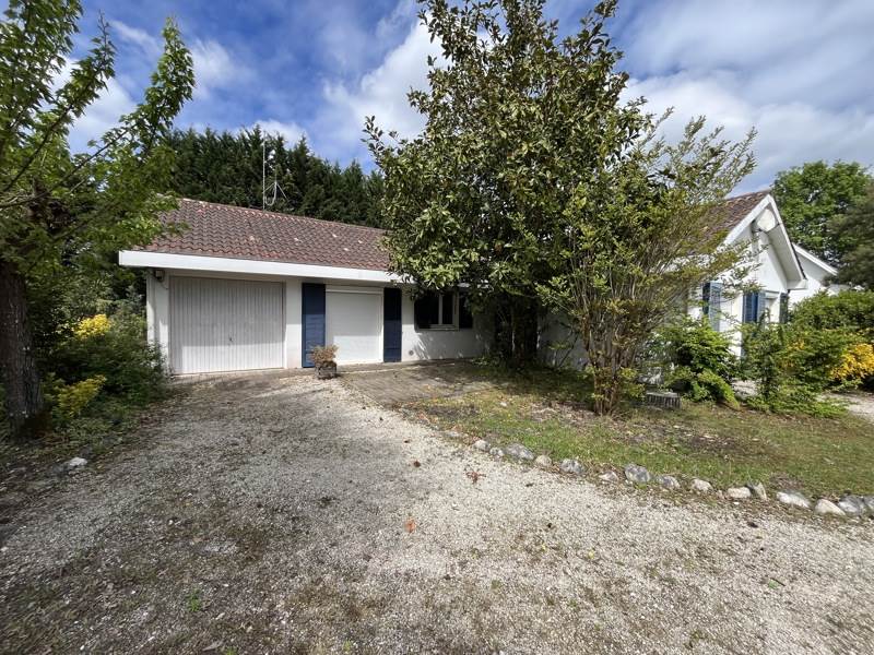 Vente Maison LE TAILLAN MEDOC - 5 pièces -132 m² - (33320)