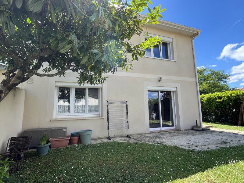 Vente Maison LE TAILLAN MEDOC - 4 pièces -95 m² - (33320)