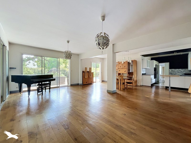 Vente Maison Le Taillan-Médoc - 7 pièces -186 m² - (33320)