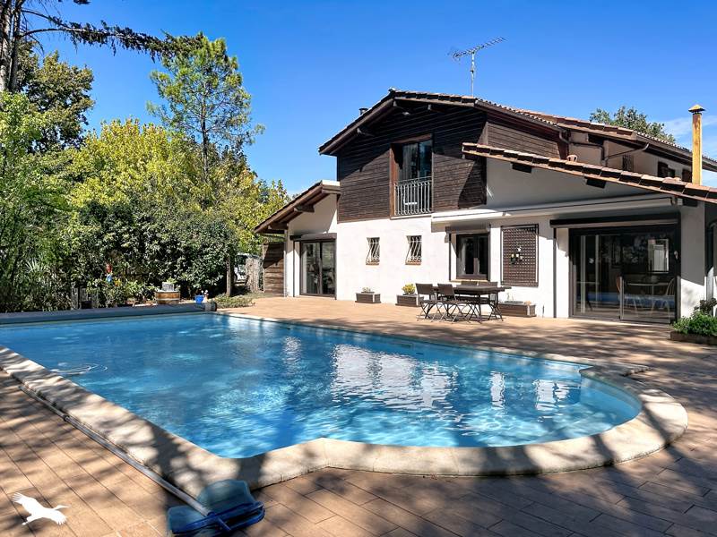 Vente Maison LE PIAN MEDOC 33290 6 pièces - 172 m²