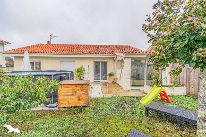 Vente Maison ST MEDARD EN JALLES - 6 pièces -120 m² - (33160)