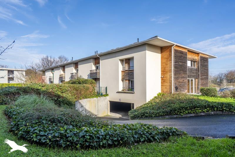 Vente Appartement LE HAILLAN - 3 pièces -63 m² - (33185)