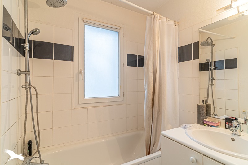 Vente Appartement LE HAILLAN - 2 pièces -42 m² - (33185)