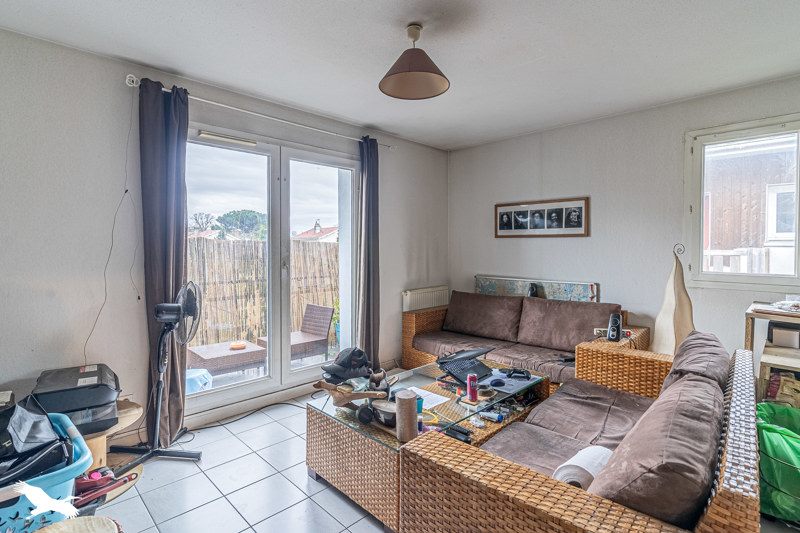 Vente Appartement LE HAILLAN - 2 pièces -42 m² - (33185)