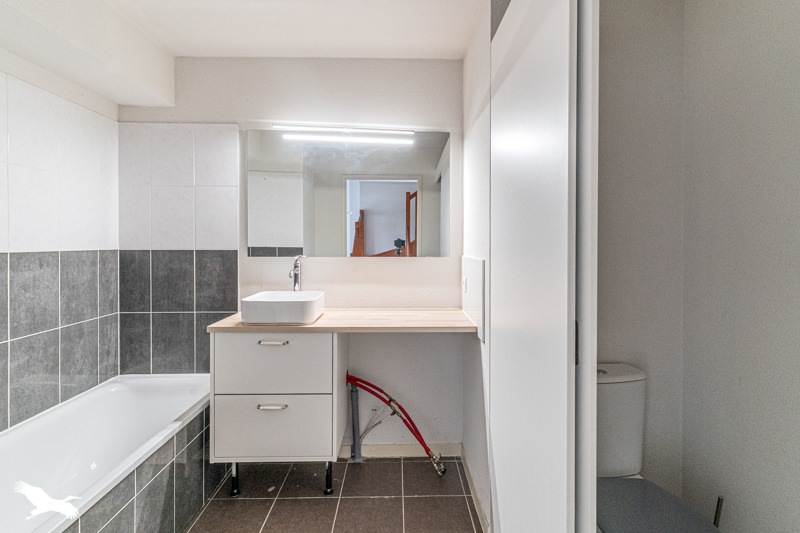 Vente Appartement LE HAILLAN - 3 pièces -60 m² - (33185)