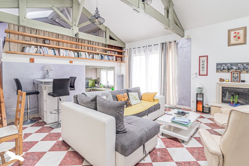 Vente Maison LE HAILLAN - 2 pièces -60 m² - (33185)