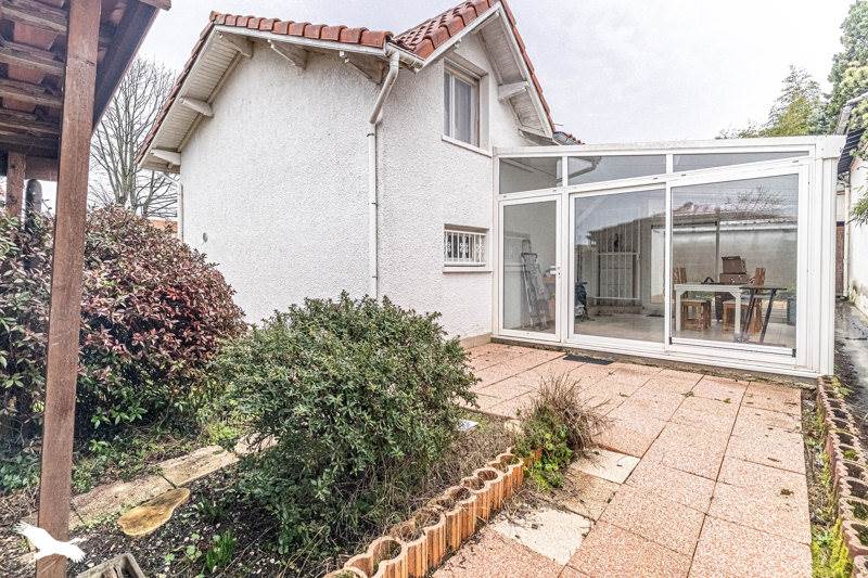 Vente Maison LE HAILLAN - 2 pièces -60 m² - (33185)