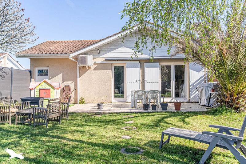 Vente Maison LE HAILLAN - 5 pièces -100 m² - (33185)