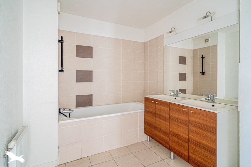 Vente Appartement LE HAILLAN - 3 pièces -63 m² - (33185)