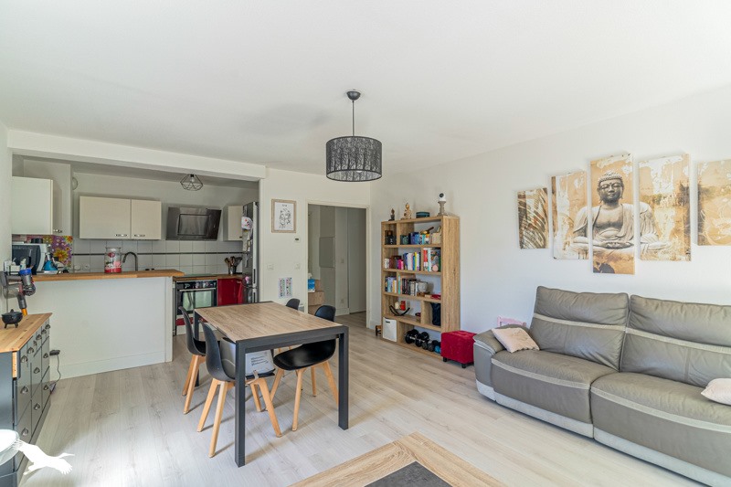 Vente Appartement LE HAILLAN - 3 pièces -67 m² - (33185)