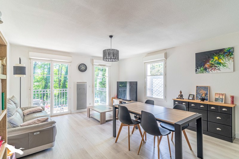Vente Appartement LE HAILLAN - 3 pièces -67 m² - (33185)