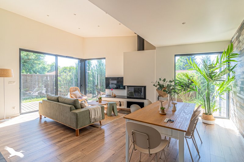Vente Maison ST MEDARD EN JALLES - 6 pièces -123 m² - (33160)
