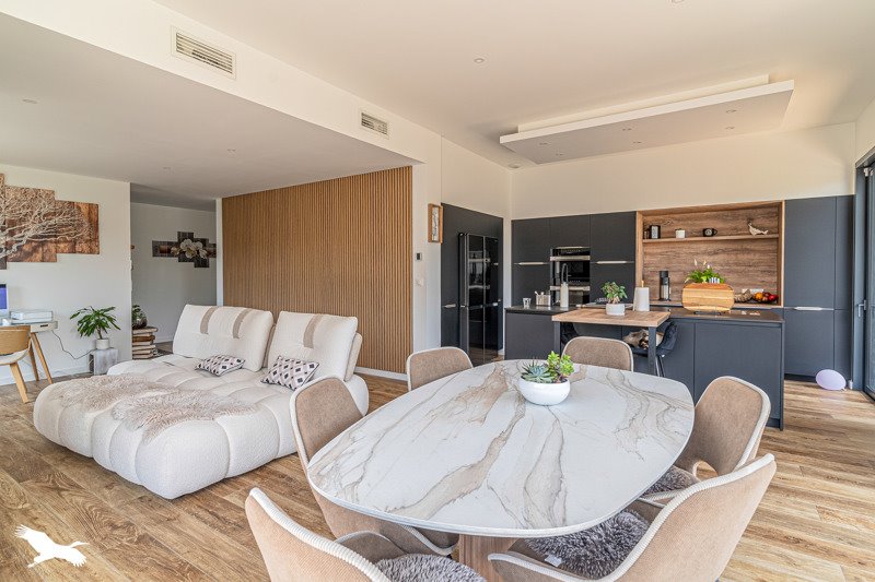 Vente Maison LE HAILLAN - 6 pièces -149 m² - (33185)