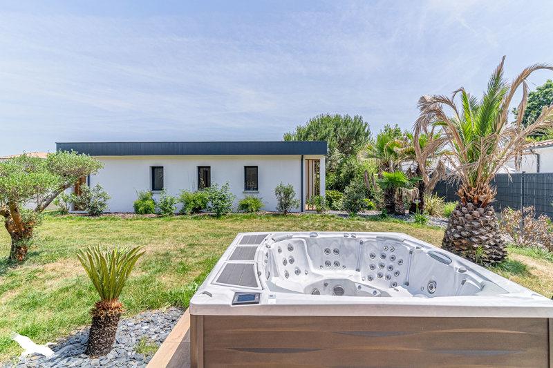 Vente Maison LE HAILLAN - 6 pièces -149 m² - (33185)