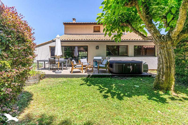 Vente Maison LE HAILLAN - 5 pièces -132 m² - (33185)
