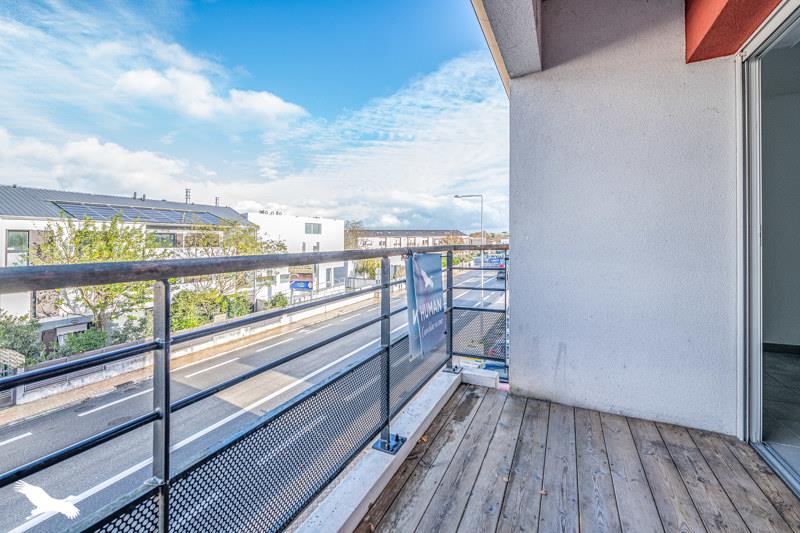 Vente Appartement LE HAILLAN - 2 pièces -43 m² - (33185)