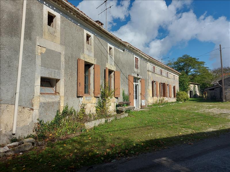 Vente Maison CLION - 4 pièces -110 m² - (17240)