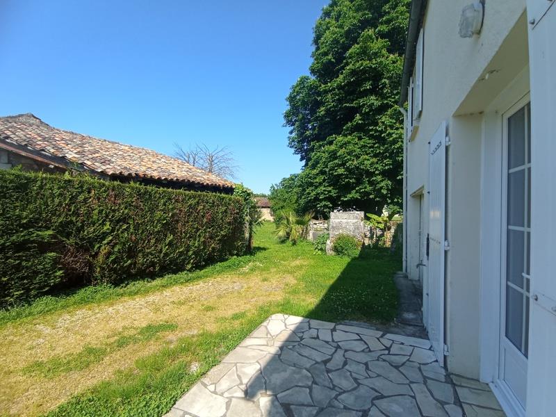 Vente Maison CLION - 5 pièces -127 m² - (17240)