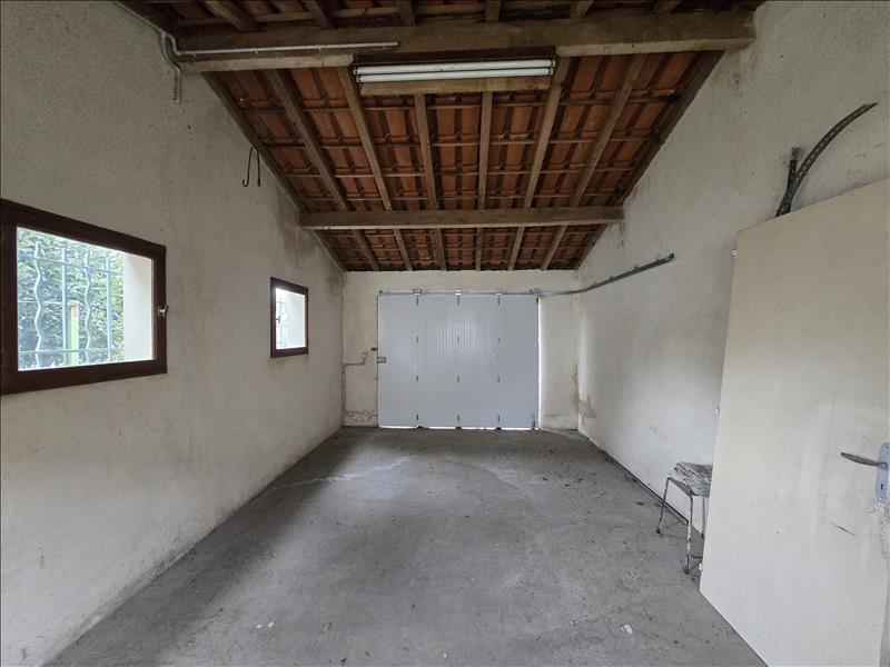 Vente Maison JONZAC - 6 pièces -134 m² - (17500)