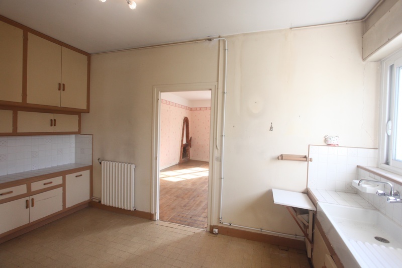 Vente Maison JONZAC - 6 pièces -134 m² - (17500)