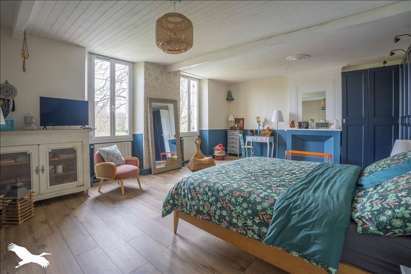 Vente Maison ALLAS CHAMPAGNE - 6 pièces -320 m² - (17500)