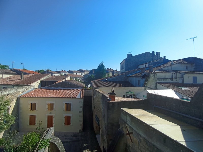 Vente Immeuble JONZAC - -  240 m² - (17500)