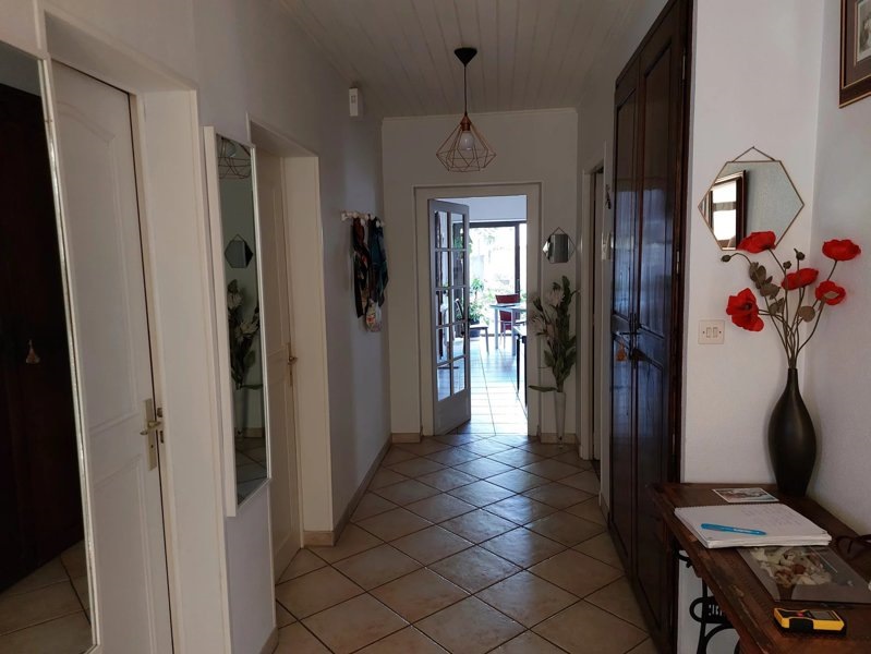 Vente Maison JONZAC - 7 pièces -300 m² - (17500)