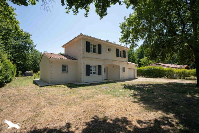 Vente Maison OZILLAC - 5 pièces -152 m² - (17500)