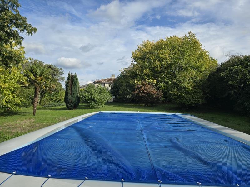 Vente Maison CLION - 8 pièces -250 m² - (17240)
