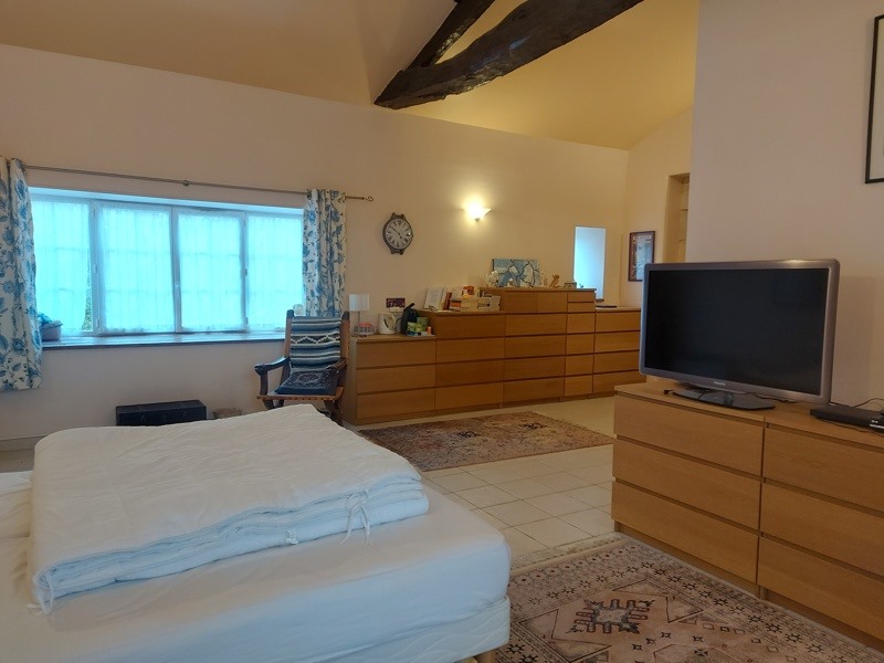 Vente Maison CLION - 8 pièces -250 m² - (17240)