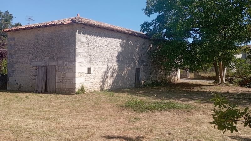 Vente Grange ST HILAIRE DU BOIS - 1 pièce -95 m² - (17500)