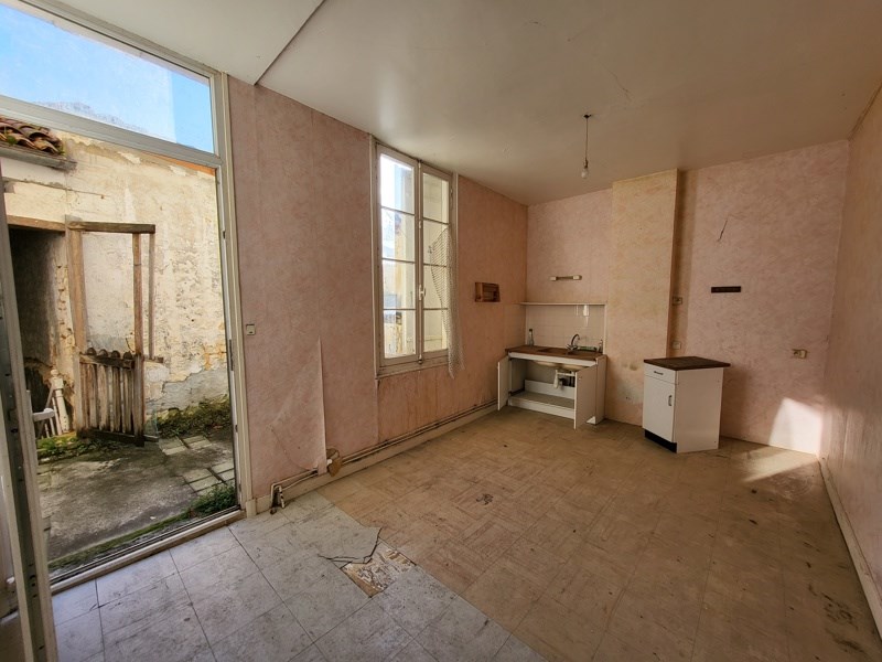 Vente Immeuble JONZAC - -  250 m² - (17500)