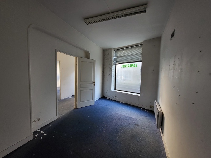 Vente Immeuble JONZAC - -  250 m² - (17500)