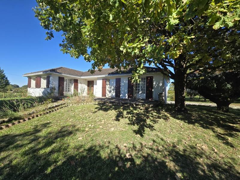 Vente Immeuble JONZAC - -  700 m² - (17500)